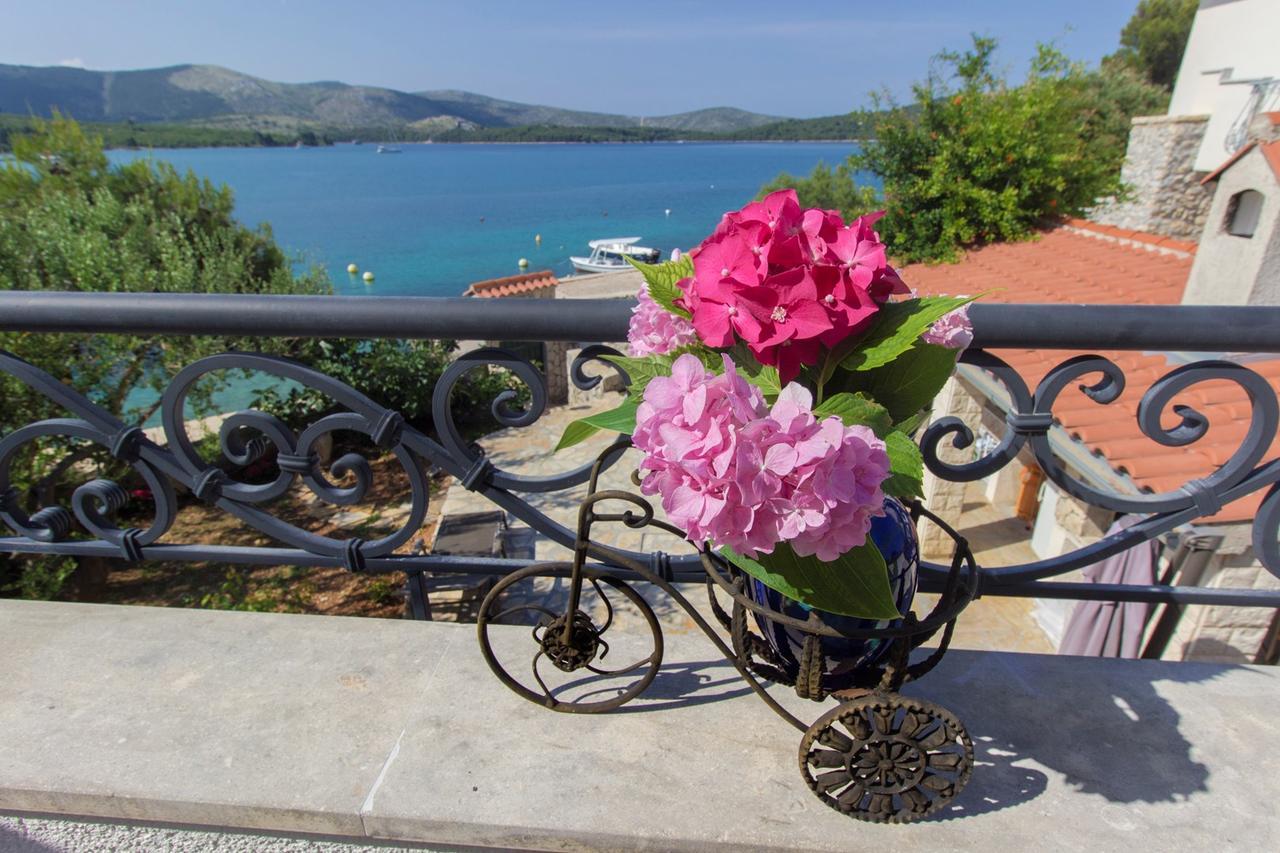 Sea Breeze - Front Sea Apartment Žaborić Exterior foto